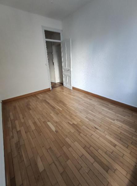 appartement 2 pièces - LYON-08