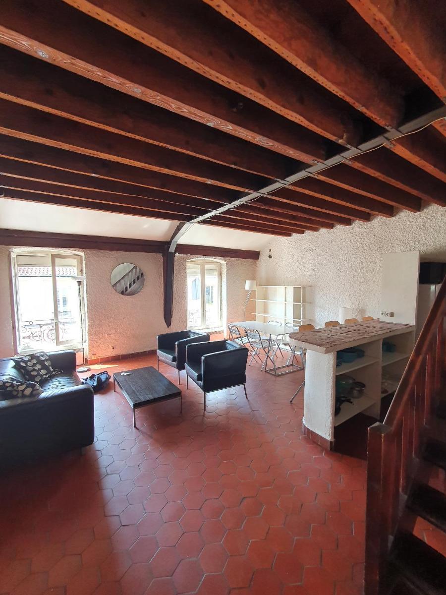 Appartement en location &agrave; Lyon 06 / 3 pi&egrave;ces 67 m&sup2;