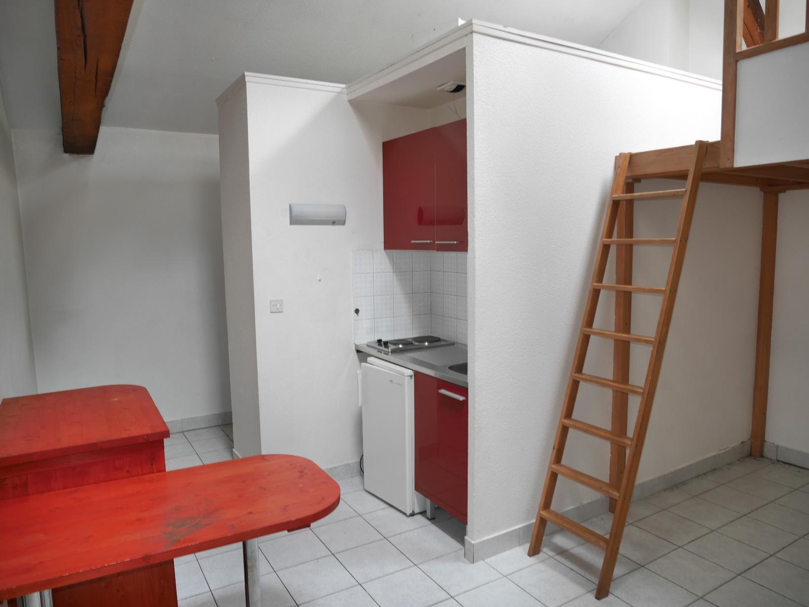 Appartement en location &agrave; Lyon 03 / 1 pi&egrave;ce 25 m&sup2;
