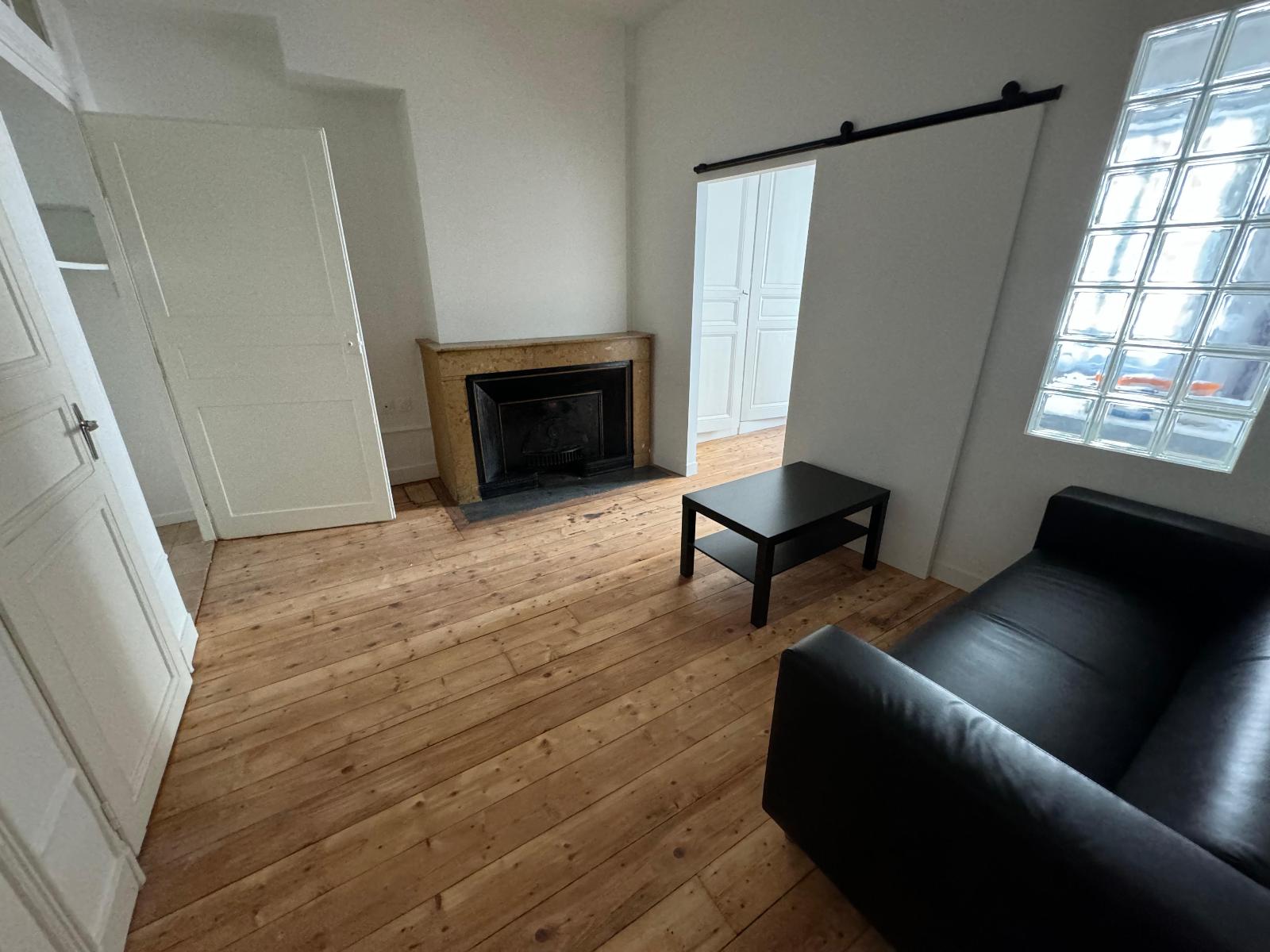 Appartement en location &agrave; Lyon 07 / 3 pi&egrave;ces 61 m&sup2;